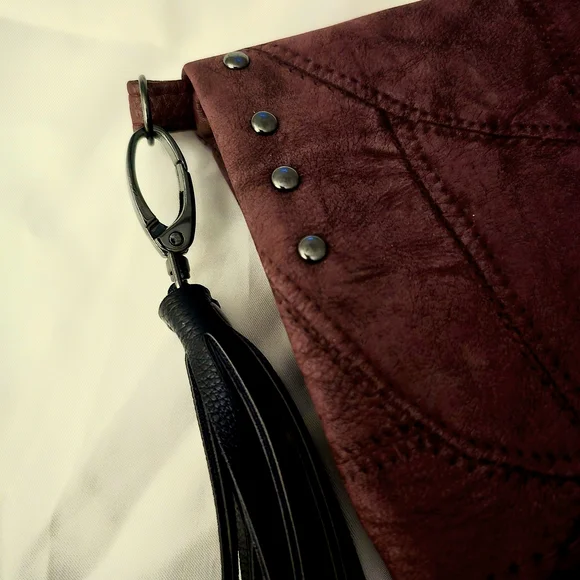 Wine Red Textured Leather Clutch / Cross Body Bag NWOT - Picture 5 of 6
